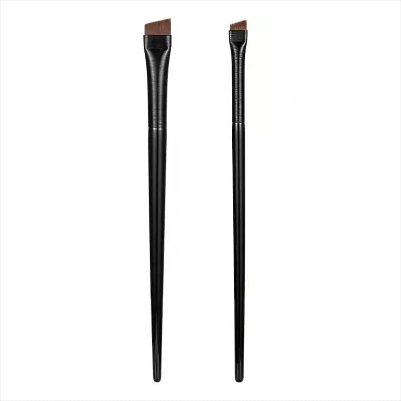 Eye Brow Brush | Angled Brush @chichicmart