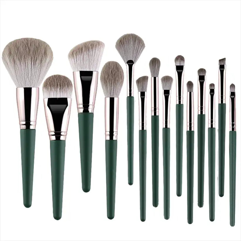 Makeup Brushes Set | Soft Brushes @chichicmart