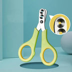Green pet nail clippers with a close-up inset on a teal background @chichicmart