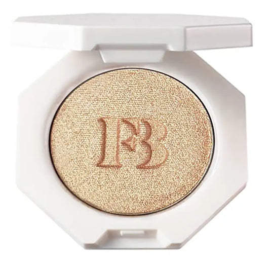 Rare Beauty Highlighter @chichicmart